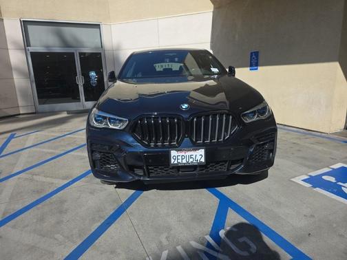 2023 BMW X6 xDrive40i