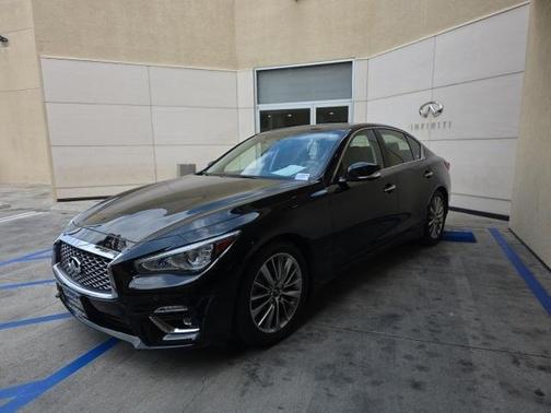 2022 INFINITI Q50 LUXE