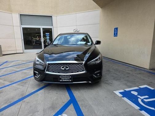 2022 INFINITI Q50 LUXE