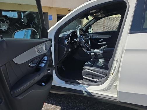 2021 Mercedes-Benz GLC 300 Base