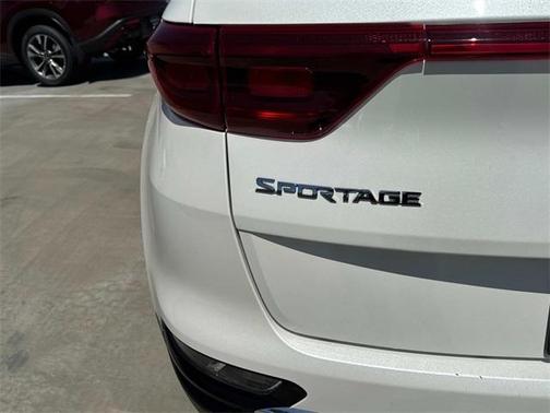 2022 Kia Sportage EX