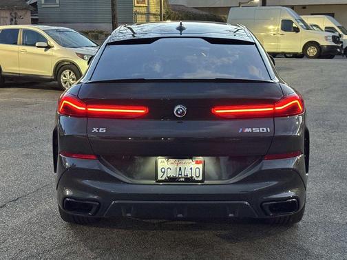 2022 BMW X6 M50i
