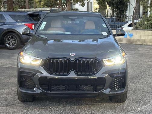 2022 BMW X6 M50i