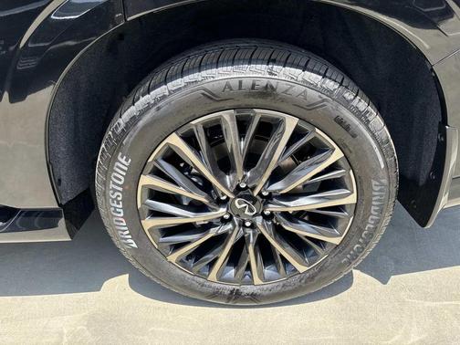 2t Mineral Blac 2026 INFINITI QX80 AUTOGRAPH