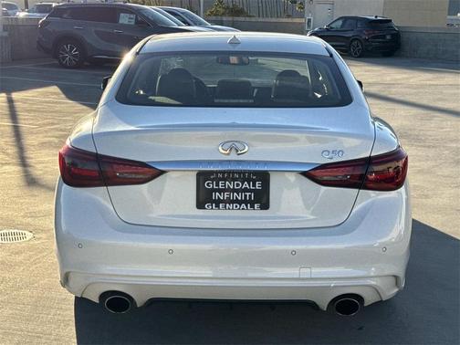 2024 INFINITI Q50 LUXE