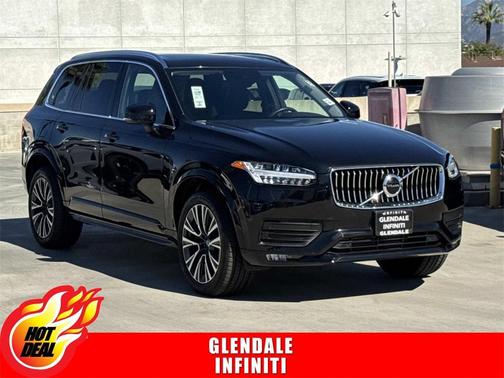 2021 Volvo XC90 T5 Momentum 7 Passenger