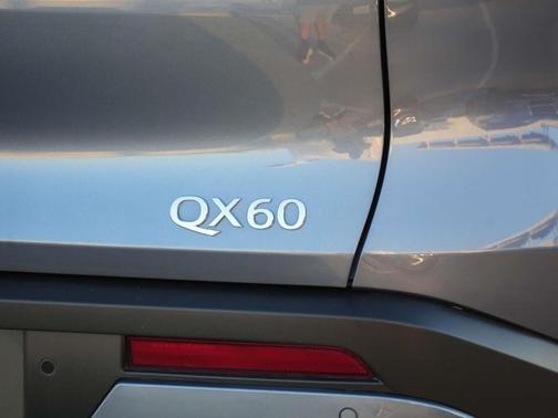 2025 INFINITI QX60 SENSORY