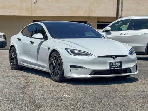 Pearl White Multi 2021 Tesla Model S Plaid