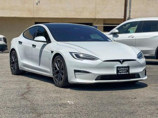 Pearl White Multi 2021 Tesla Model S Plaid