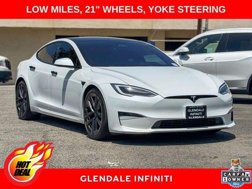 Pearl White Multi 2021 Tesla Model S Plaid