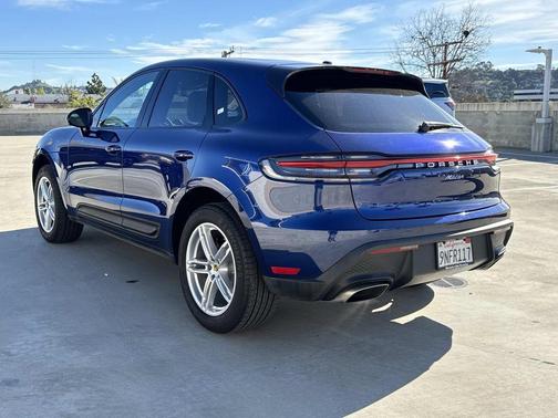2024 Porsche Macan Base
