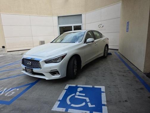 2024 INFINITI Q50 LUXE