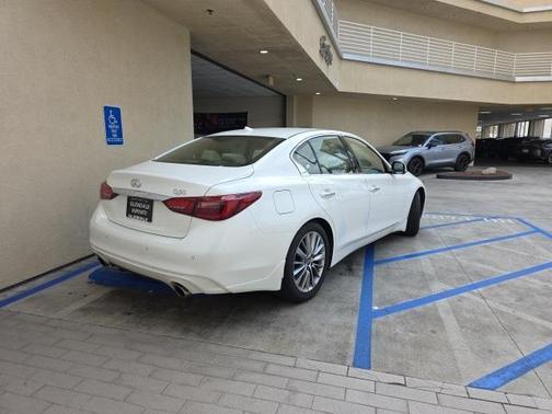 2024 INFINITI Q50 LUXE