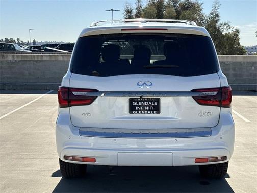 2024 INFINITI QX80 SENSORY