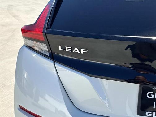 2021 Nissan Leaf SV