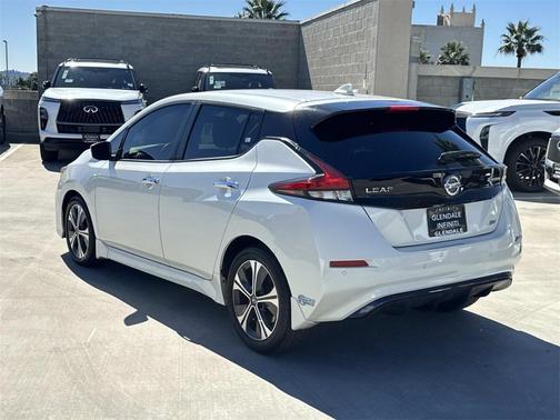 2021 Nissan Leaf SV