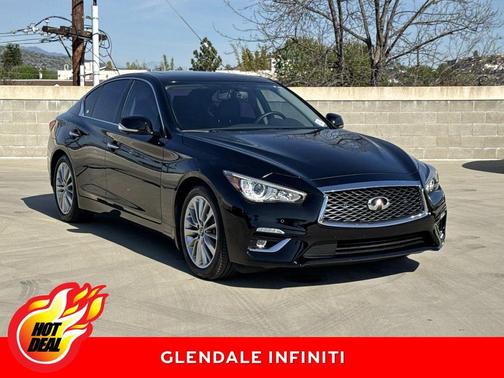 2023 INFINITI Q50 LUXE