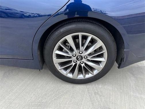 2024 INFINITI Q50 LUXE