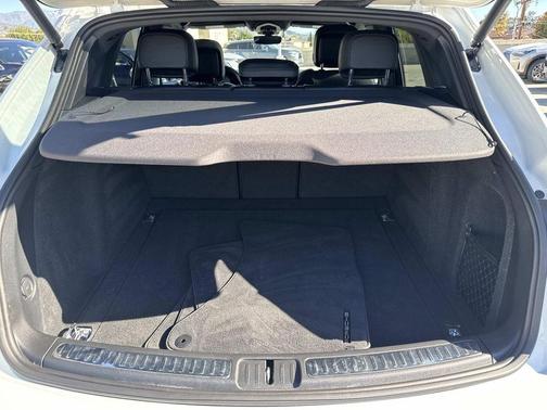 2024 Porsche Macan S