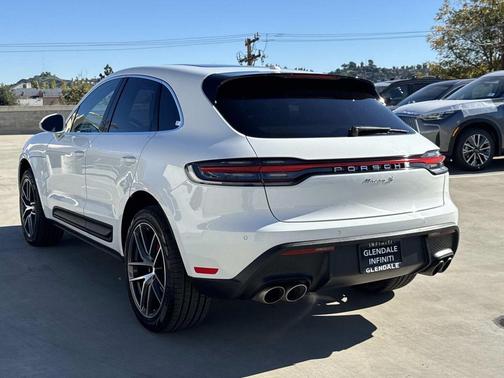 2024 Porsche Macan S
