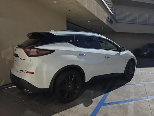 2024 Nissan Murano SV