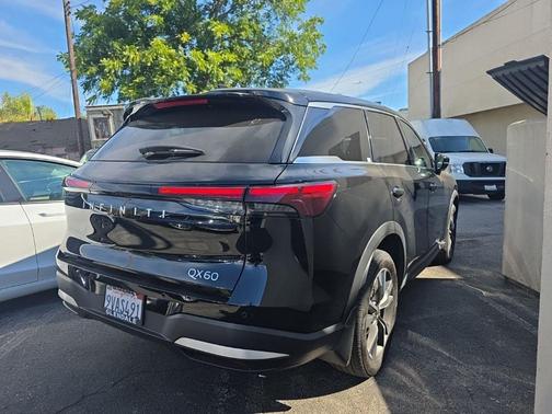 Black Obsidian 2026 INFINITI QX60 Pure