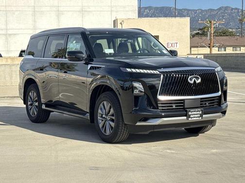 2026 INFINITI QX80 PURE