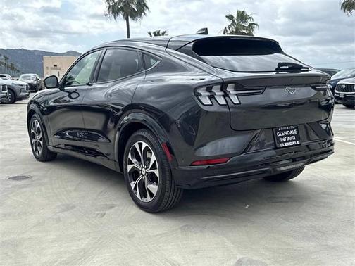 2022 Ford Mustang Mach-E Premium