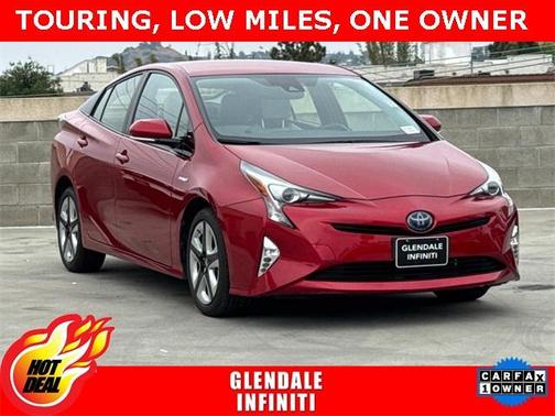 2016 Toyota Prius Four Touring