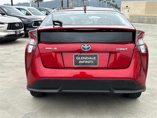 2016 Toyota Prius Four Touring