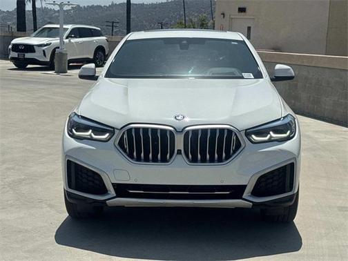 2022 BMW X6 xDrive40i
