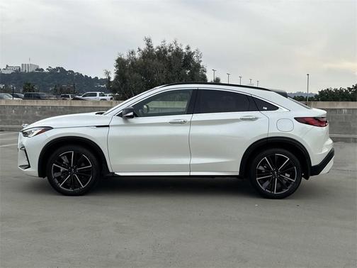 2023 INFINITI QX55 LUXE
