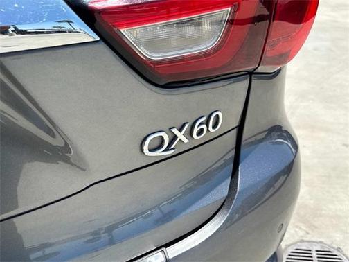 2018 INFINITI QX60 Base