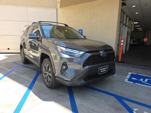 2024 Toyota RAV4 Hybrid XLE Premium