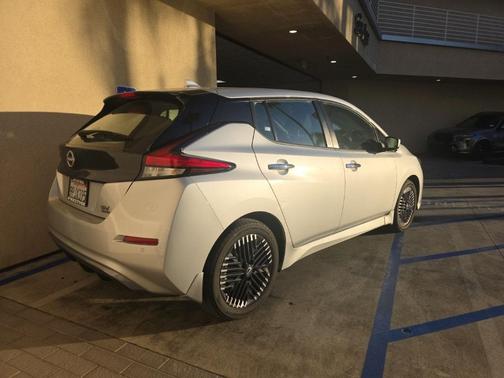 2024 Nissan Leaf SV PLUS