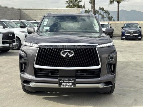 2026 INFINITI QX80 Luxe