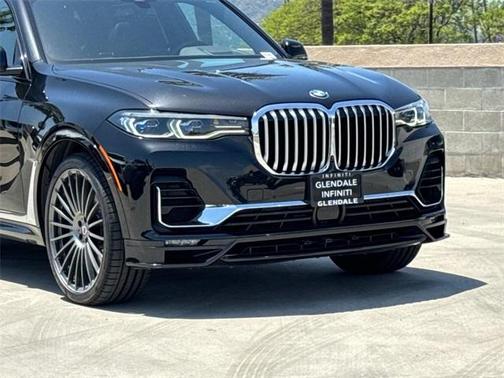 2022 BMW X7 M50i