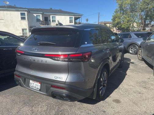 2025 INFINITI QX60 Luxe