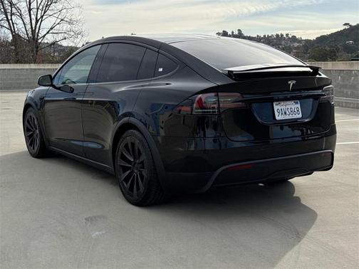 2022 Tesla Model X Base