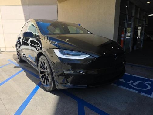 2022 Tesla Model X Base
