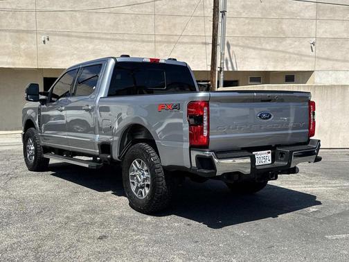 Iconic Silver Metallic 2024 Ford F-250 Lariat