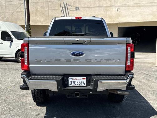 Iconic Silver Metallic 2024 Ford F-250 Lariat