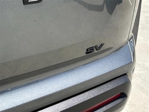 2023 Nissan Pathfinder SV