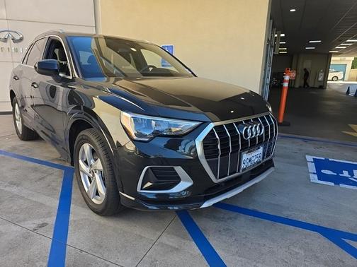 2021 Audi Q3 40 Premium