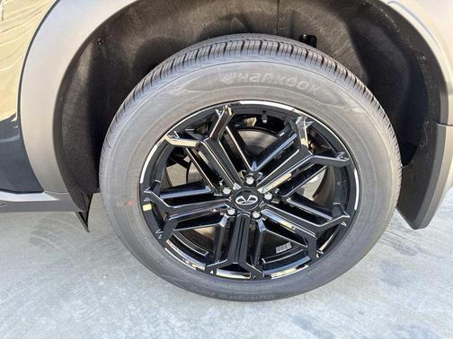 Diamond Black 2026 INFINITI QX60 SPORT