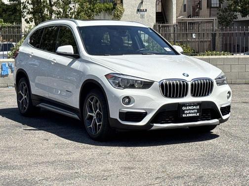 Alpine White 2018 BMW X1 sDrive28i