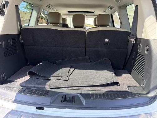 Moonstone White 2022 INFINITI QX80 PREMIUM SELECT