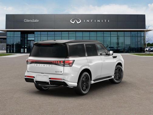 Gray 2027 INFINITI QX80