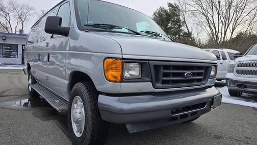 2007 Ford E350 Super Duty XL Wagon