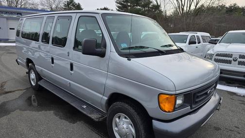 2007 Ford E350 Super Duty XL Wagon